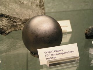 graphitepebbleforreactor.jpg